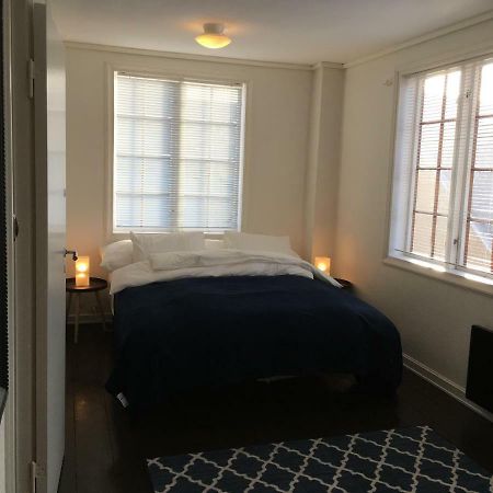 Ellingsens Apartment Егерсун Екстериор снимка