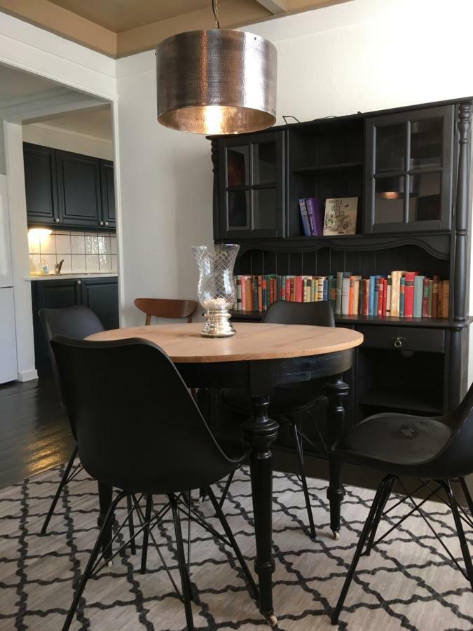 Ellingsens Apartment Егерсун Екстериор снимка